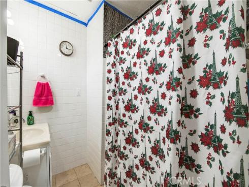 707 W La Verne  , Anaheim, CA