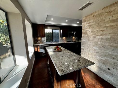 2562 E Lark Ellen  , Anaheim, CA