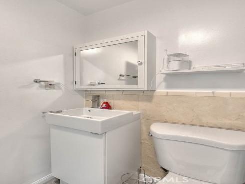 1237 N Evergreen , Anaheim, CA