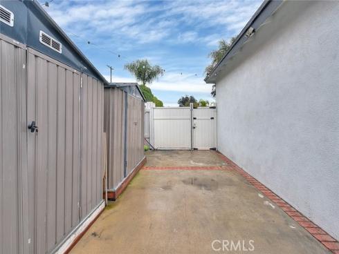 1237 N Evergreen , Anaheim, CA