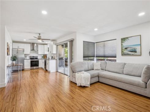 1124 S Citron St  , Anaheim, CA