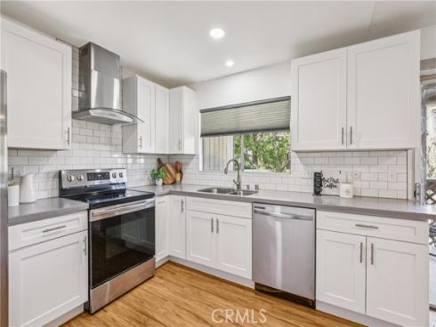 1124 S Citron St  , Anaheim, CA