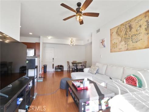 1801 E Katella  3043 , Anaheim, CA