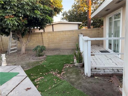 1439 W Kiama , Anaheim, CA