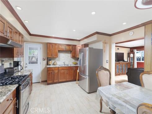 2321 E Puritan , Anaheim, CA