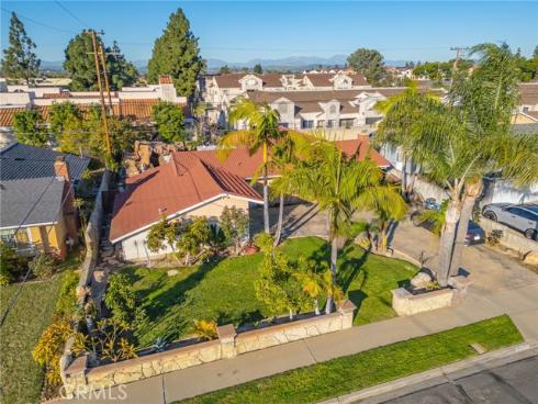 2321 E Puritan  , Anaheim, CA