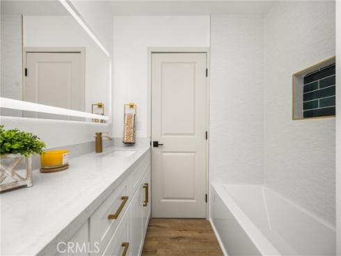 326 S Clementine , Anaheim, CA