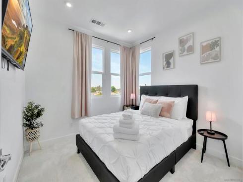 1531 W Bushell St  , Anaheim, CA