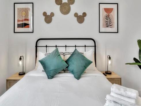 1531 W Bushell St  , Anaheim, CA