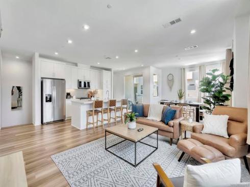 1531 W Bushell St  , Anaheim, CA