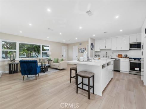 3213 W Sunview Drive, Anaheim, CA