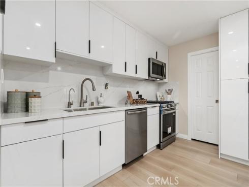 3213 W Sunview Drive, Anaheim, CA