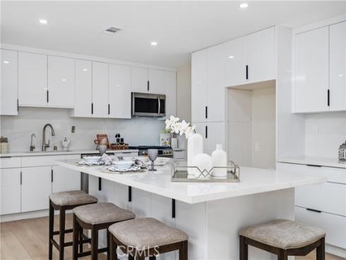 3213 W Sunview Drive, Anaheim, CA