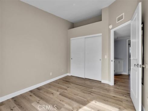 755 N East , Anaheim, CA