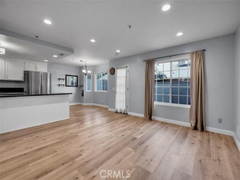 755 N East , Anaheim, CA