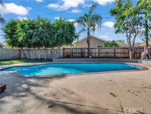 153 N Evelyn  , Anaheim, CA