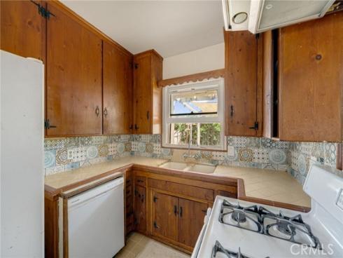 2106 W Cerritos , Anaheim, CA