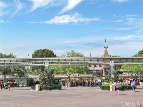 1781 E Warrenton  , Anaheim, CA