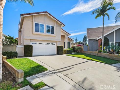 2210  E. Oshkosh Circle  , Anaheim, CA