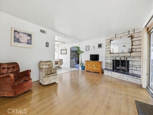 1934 S Robert Lane, Anaheim, CA