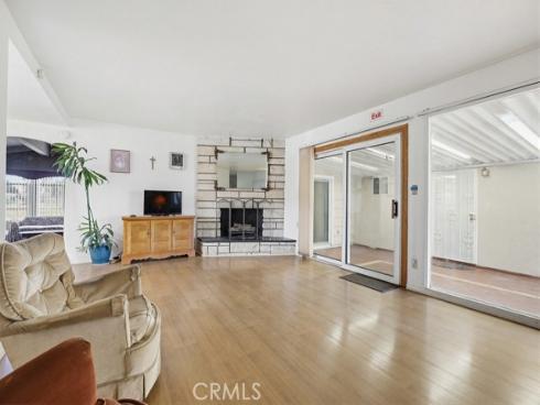 1934 S Robert Lane, Anaheim, CA