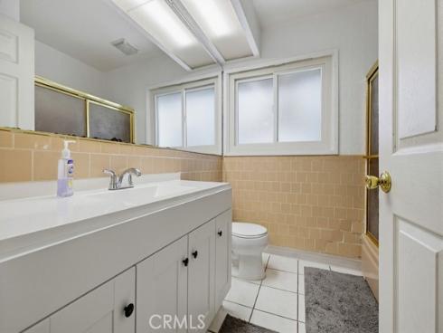 1934 S Robert Lane, Anaheim, CA