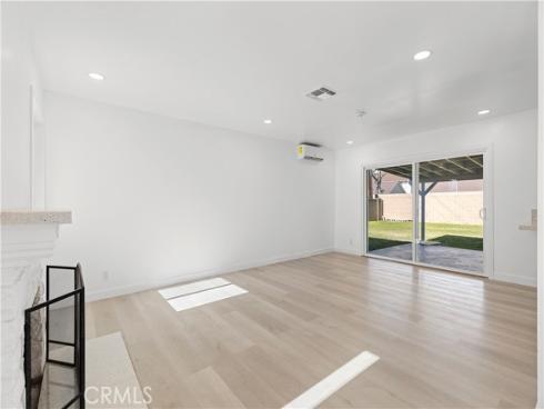 1737 W Cris , Anaheim, CA