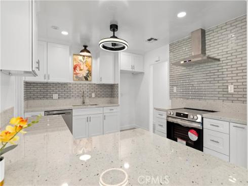 1737 W Cris , Anaheim, CA