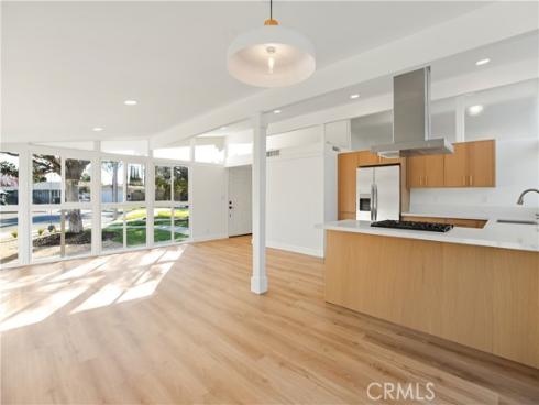 108 S Level  , Anaheim, CA