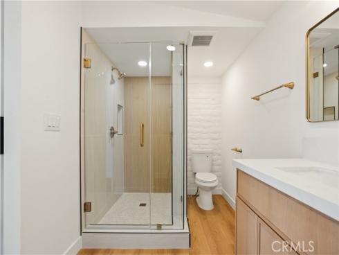 108 S Level  , Anaheim, CA