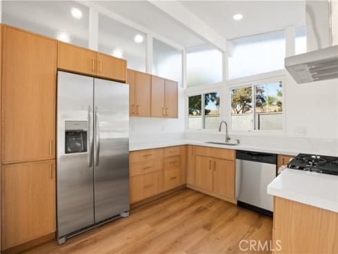 108 S Level  , Anaheim, CA