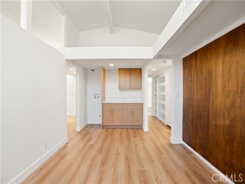 108 S Level  , Anaheim, CA