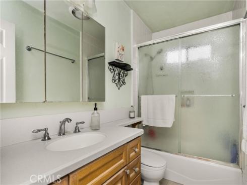 1071 S Avocado Way, Anaheim, CA