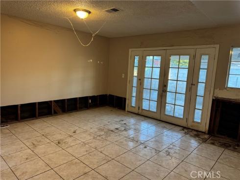 3186 E Radcliffe   Avenue, Anaheim, CA