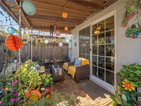 1800 W Gramercy  43  Avenue, Anaheim, CA