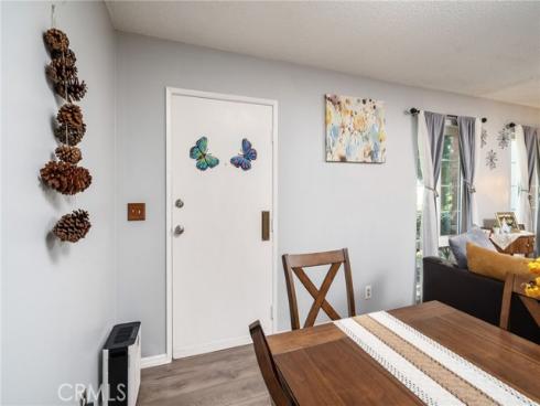 1800 W Gramercy  43  Avenue, Anaheim, CA