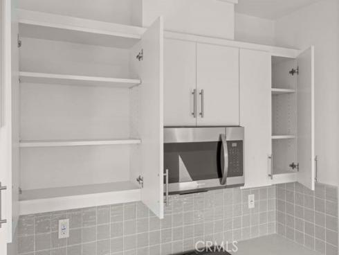 107  S. Laxore  408 , Anaheim, CA