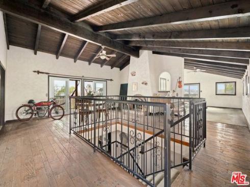 7680 E Eucalyptus Way, Anaheim, CA