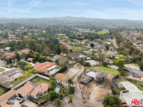 7680 E Eucalyptus Way, Anaheim, CA