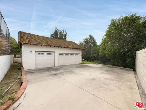 7680 E Eucalyptus   Way, Anaheim, CA