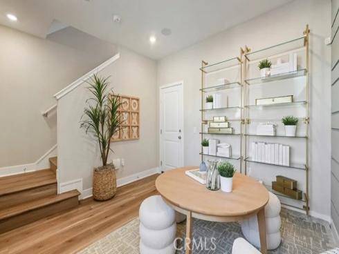 1770 E Park  24  Street, Anaheim, CA