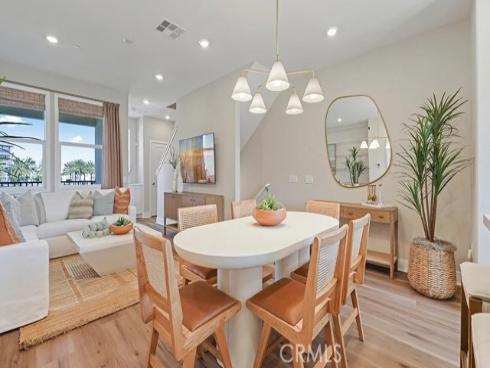 1770 E Park  24  Street, Anaheim, CA