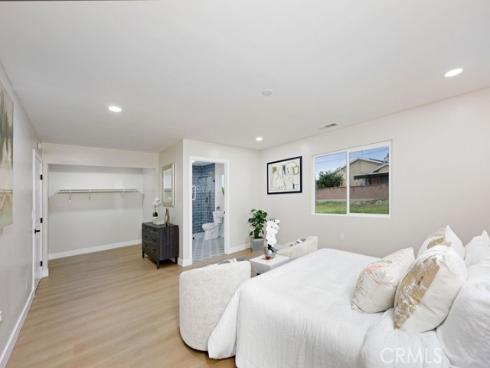 916 N West  , Anaheim, CA