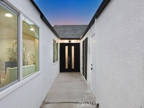 916 N West  , Anaheim, CA