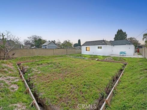 916 N West  , Anaheim, CA