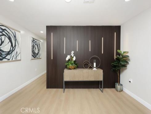 916 N West  , Anaheim, CA