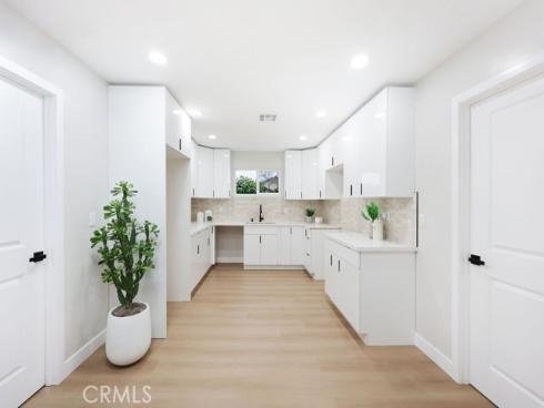 916 N West  , Anaheim, CA