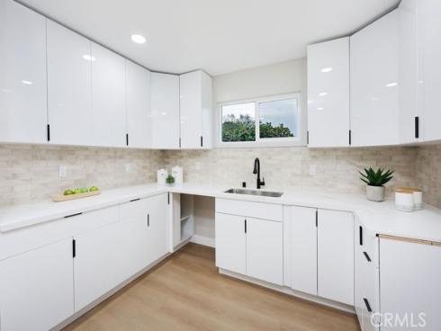 916 N West  , Anaheim, CA