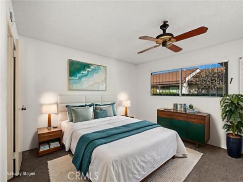 2011 W Katella 3 , Anaheim, CA