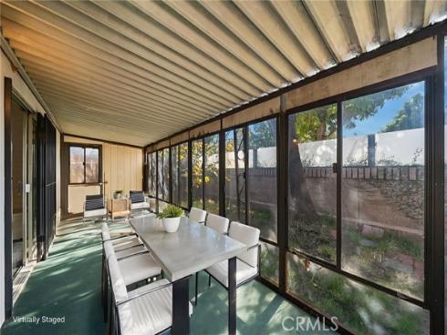 2011 W Katella 3 , Anaheim, CA